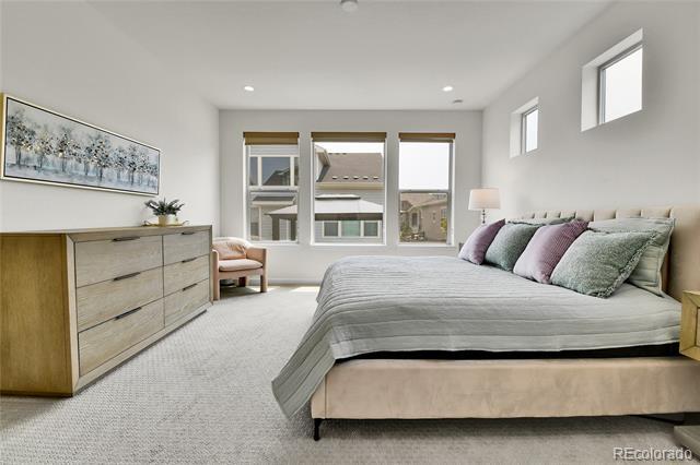 Building Photo - 6302 E 142nd Pl