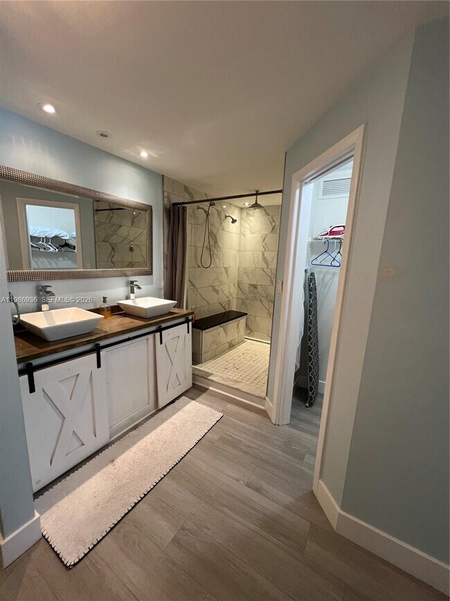 Building Photo - 7328 Pebble Beach Rd