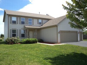 Building Photo - 531 W Mara Lynn Ct