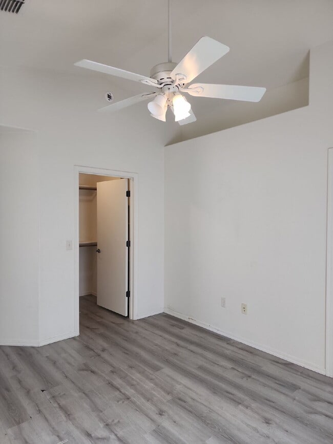 Building Photo - "Charming 3-Bedroom Oasis in Sahuarita - Spacious Living Awaits!"