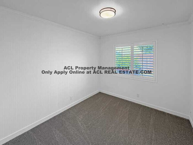 Building Photo - Charming San Lorenzo Village Home with Solar & Spacious Backyard