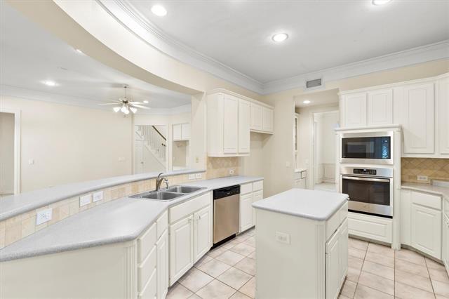 Building Photo - 5860 Stone Meadow Dr
