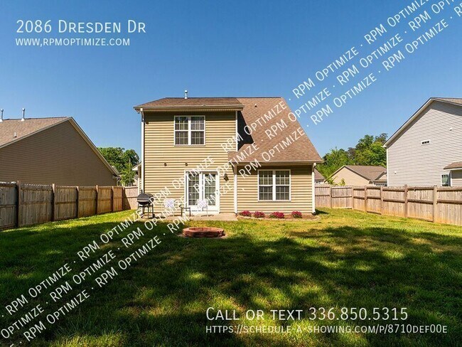 Building Photo - 2086 Dresden Dr