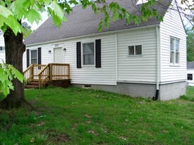 Building Photo - 2101 Gordon St