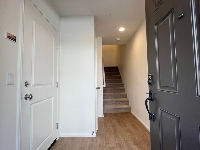 Building Photo - 2327 Verano Wy.