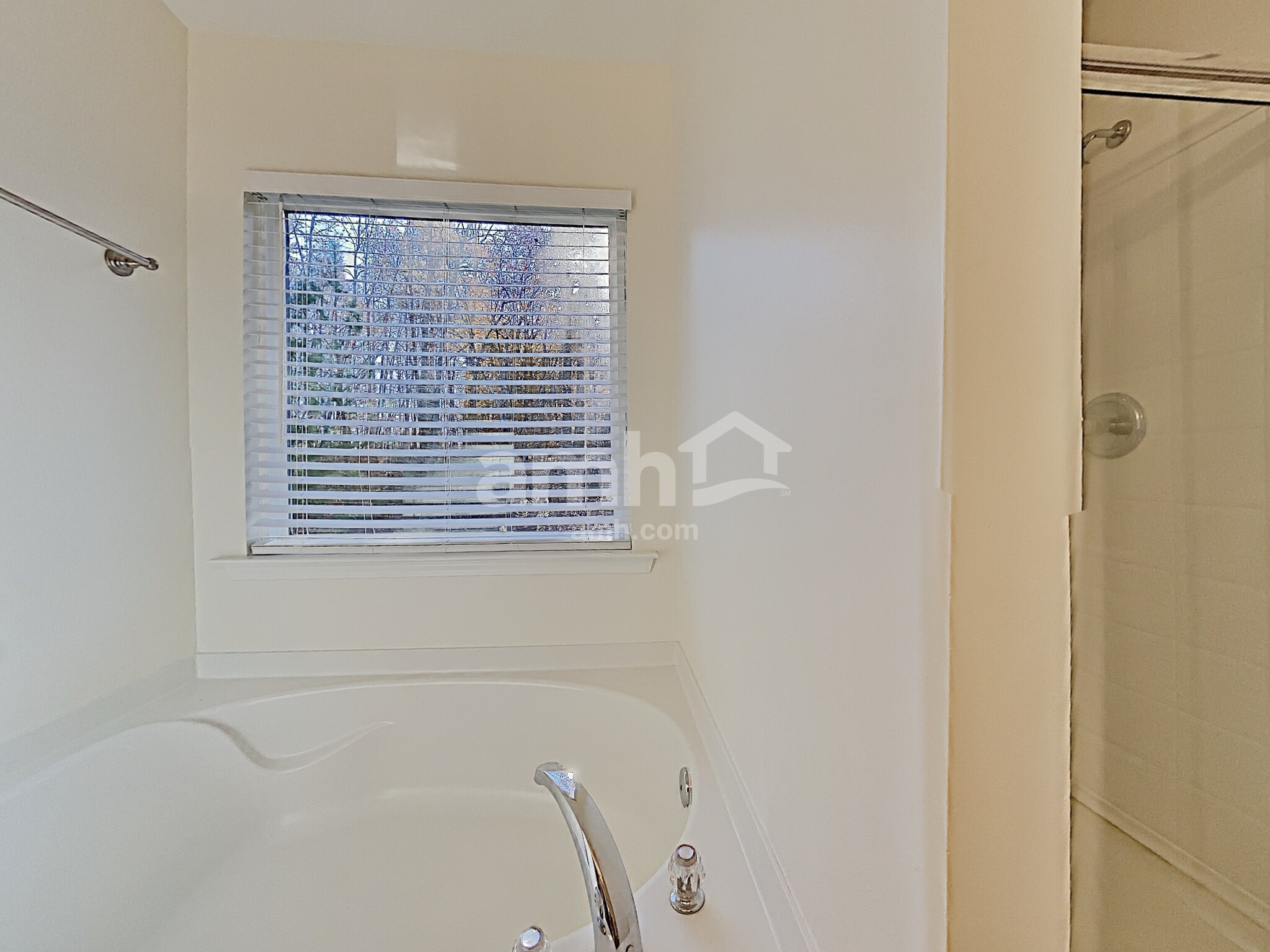 Building Photo - 209 Brookhaven Ct