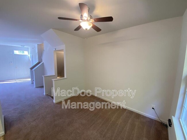 Building Photo - 4249 Normandy Ct