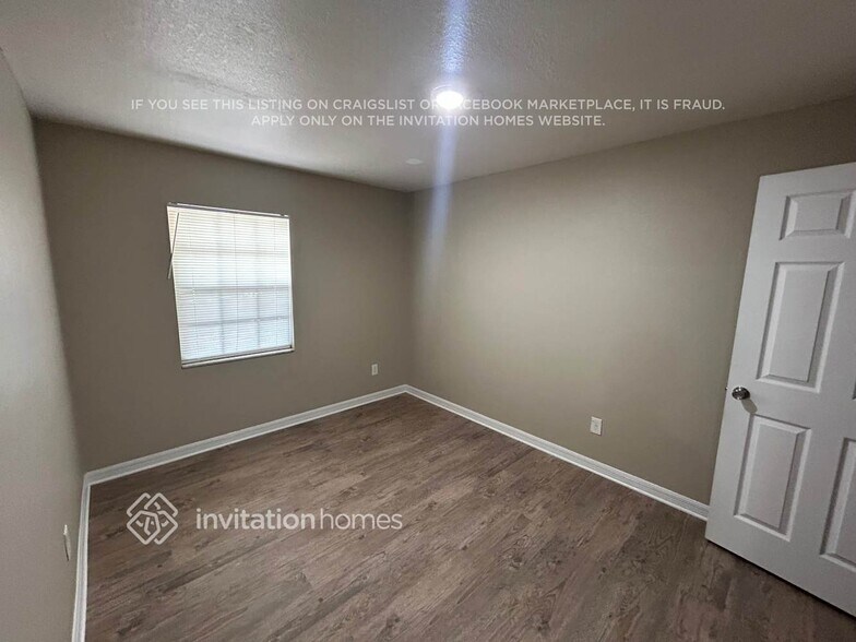 Building Photo - 837 Dove Ridge Dr