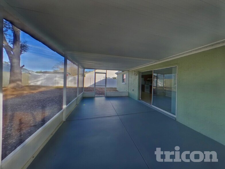 Building Photo - 910 Sunridge Point Dr