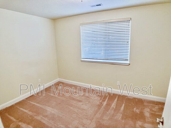 Building Photo - 2779 W 5525 S