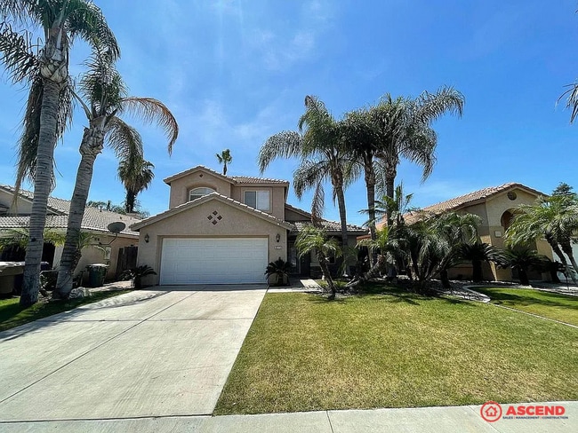 Building Photo - Beautiful Home in the Southwest!