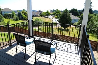 Building Photo - Short Term Leases! Furnished, Low Maintena...