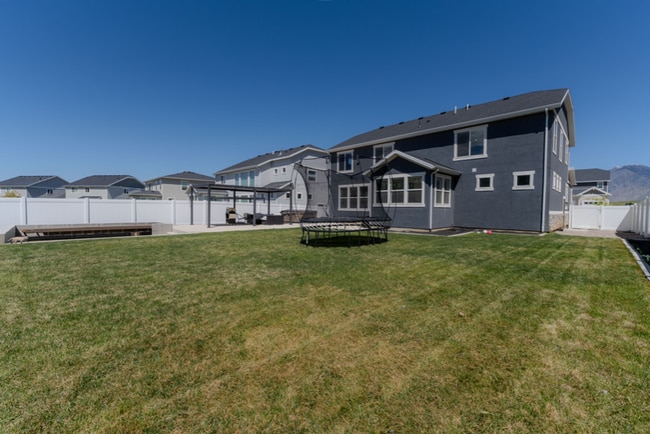 Building Photo - 1085 W Union Bench Dr