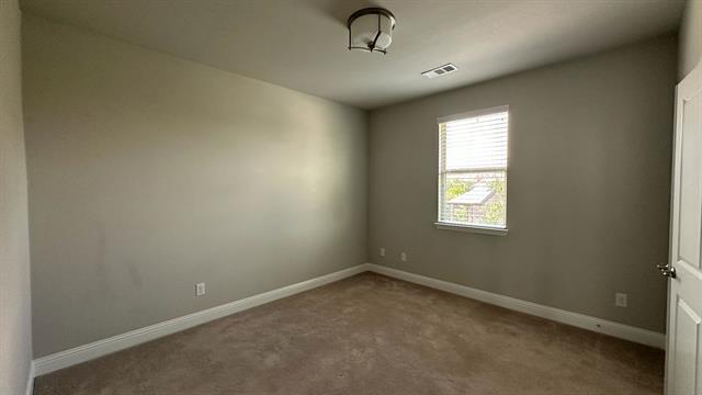 Building Photo - 8533 Pine Valley Dr