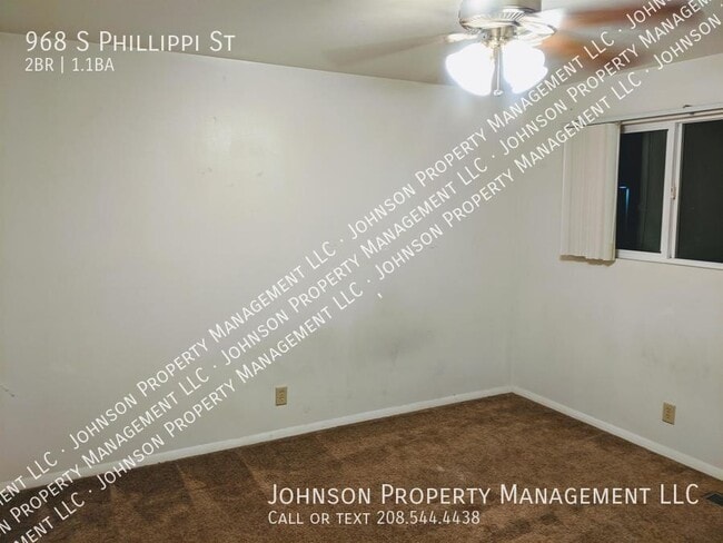Building Photo - 968 S Phillippi St