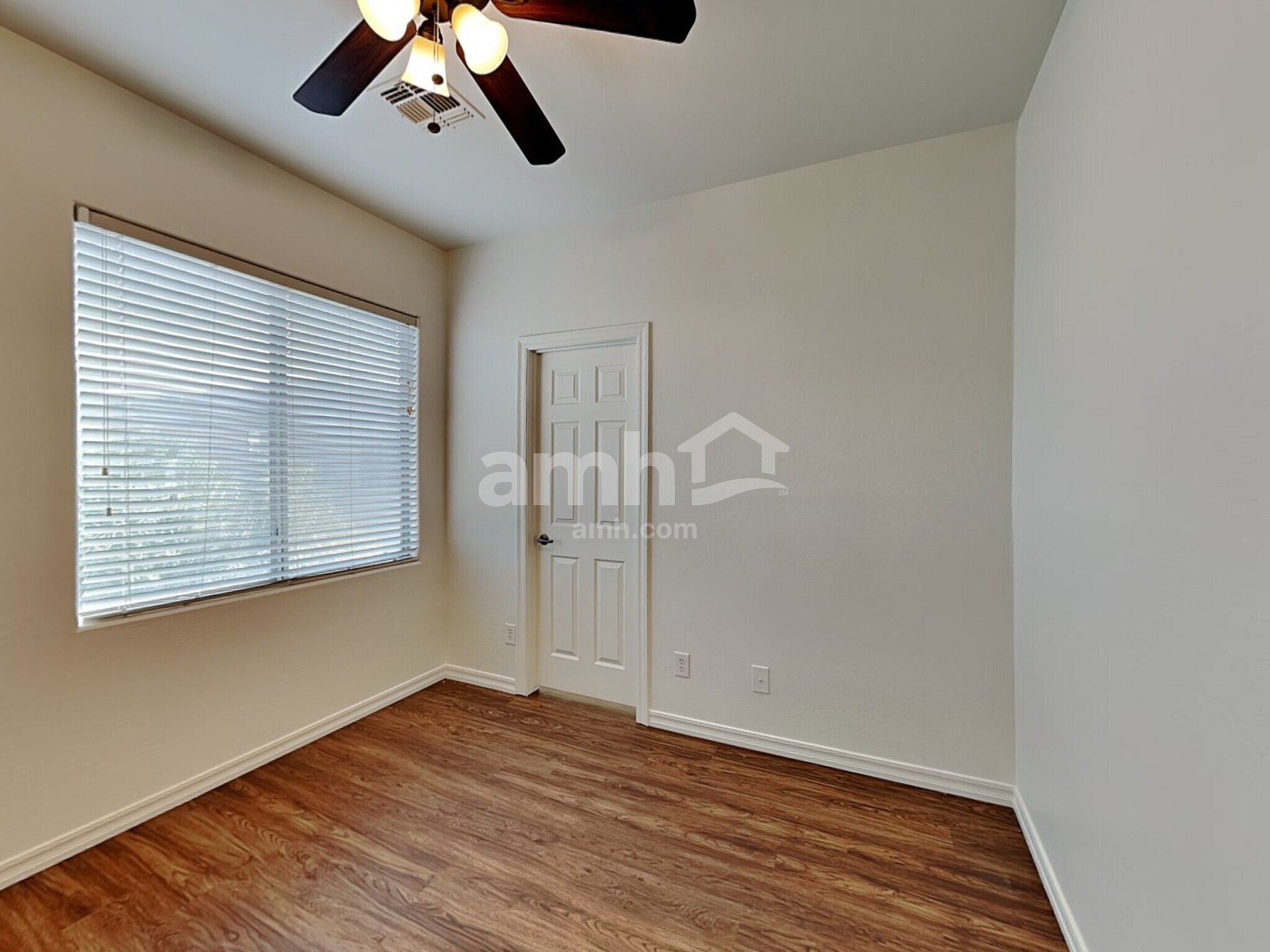 Building Photo - 19133 E Seagull Dr