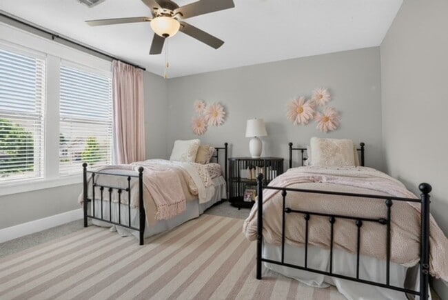 Building Photo - Luxury 5 Bed | 4.5 Bath Home | Flexible Leasing Options: 3+ Month & Long-Term Lease Options | Ful...