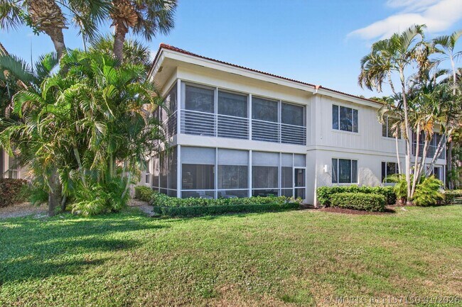 Building Photo - 2512 Coco Plum Blvd