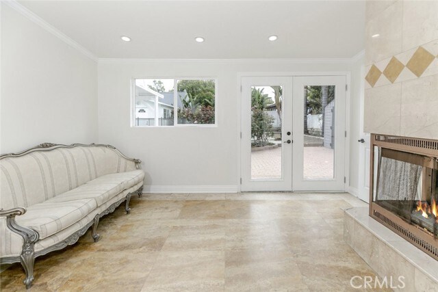Building Photo - 7940 Stansbury Ave