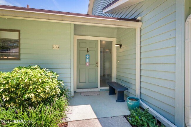 Building Photo - 10 Little Bay Harbor Dr