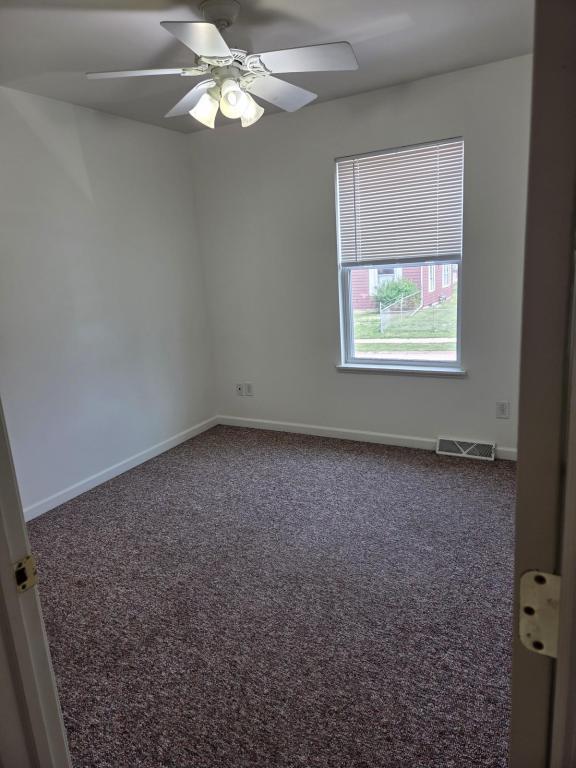 Building Photo - 687 Camp St