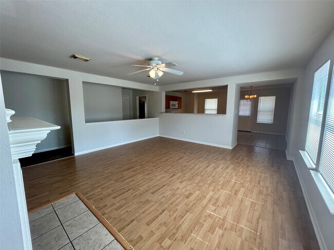 Building Photo - 6706 Wild Pecan Trail