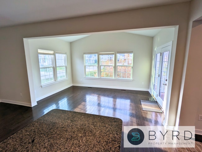 Building Photo - 15700 Cambria Cove Blvd