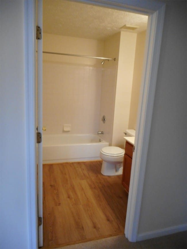 Building Photo - 108 Bayland Dr