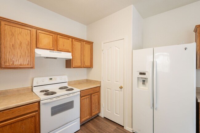 Building Photo - Great Location, 4 Bedrooms in Peoria!