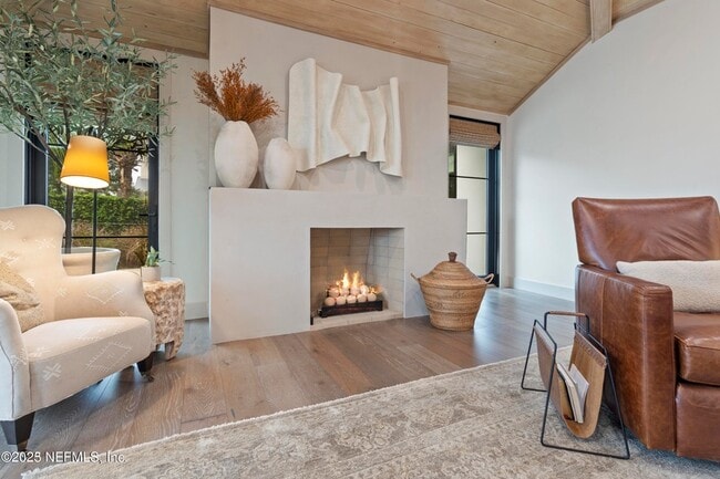 Building Photo - 4096 Ponte Vedra Blvd