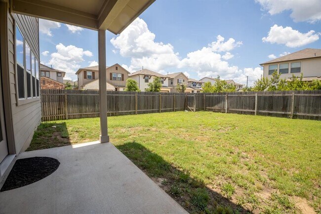 Building Photo - 13500 Feldspar Dr