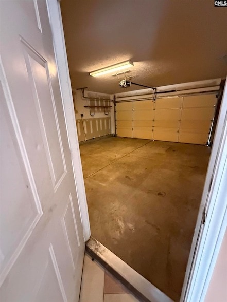 Building Photo - 345 Peppercorn Ln