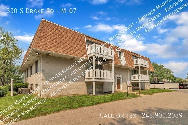 Building Photo - 330 S Drake Rd