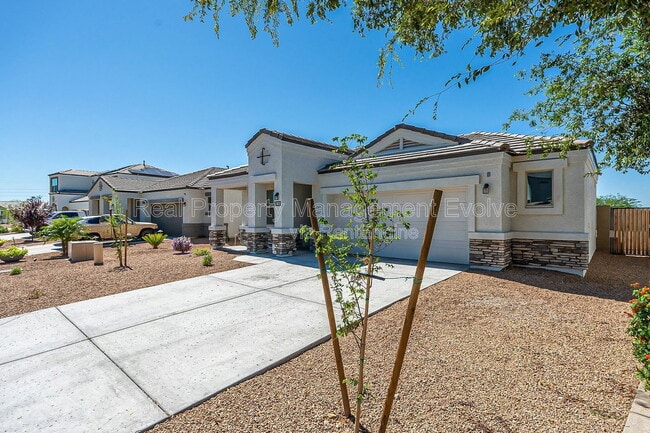 Building Photo - 3032 N 310th Ln