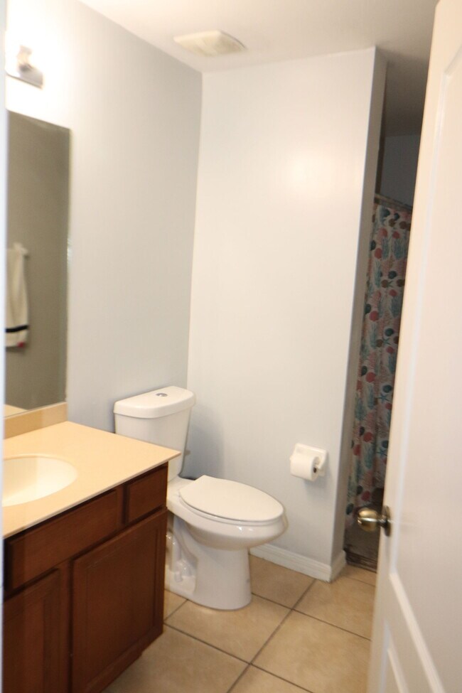 Building Photo - Northwest 20th Place, Cape Coral, FL 33993...