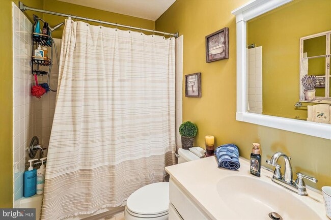 Building Photo - 20695 Southwind Terrace