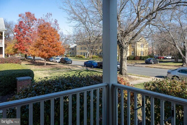 Building Photo - 6612 Wakefield Dr