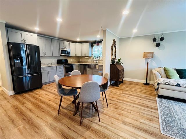 Building Photo - 2840 Oakdale St