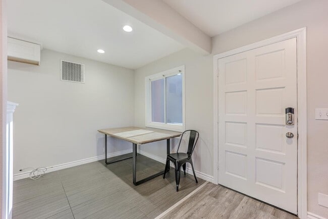 Building Photo - 4719 Snead Dr