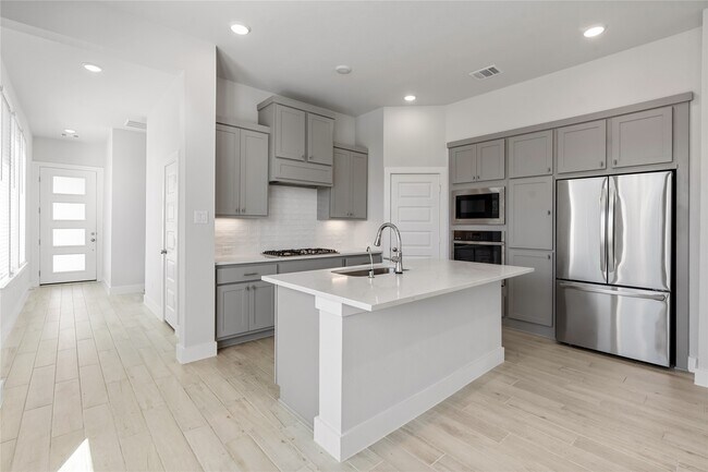 Building Photo - 17623 Azalea Clf Ct