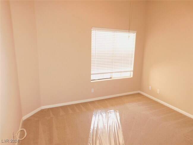 Building Photo - 4911 Black Bear Rd