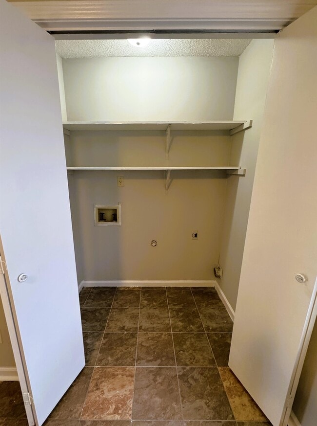 Building Photo - 6398 N Fawn Hollow Cir