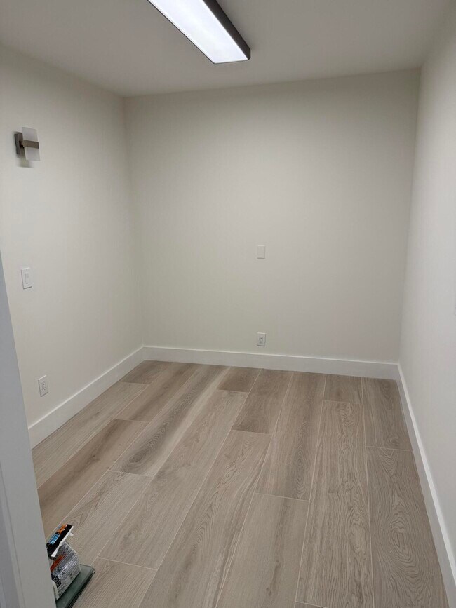 Building Photo - 3511 Village Blvd