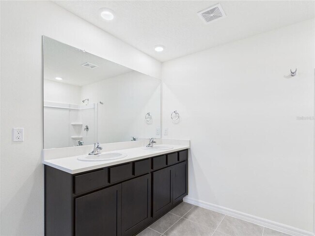 Building Photo - 4742 SW 88th St