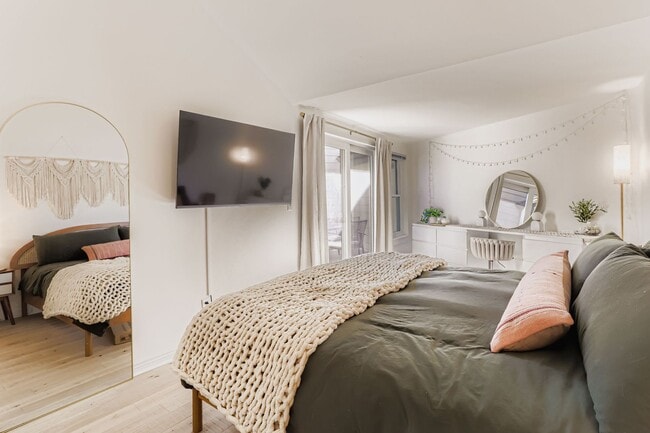 Building Photo - Idyllic West Boulder 2BDR Furnished Home