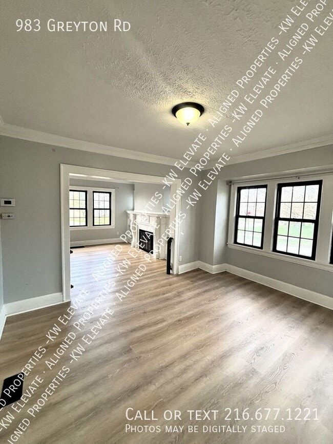 Building Photo - 983 Greyton Rd