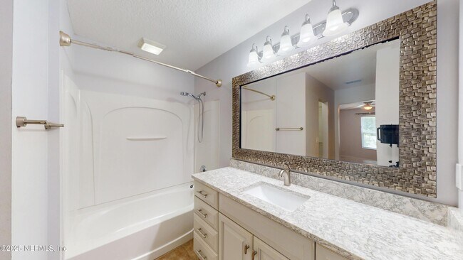 Building Photo - 13290 Pacemaker Dr