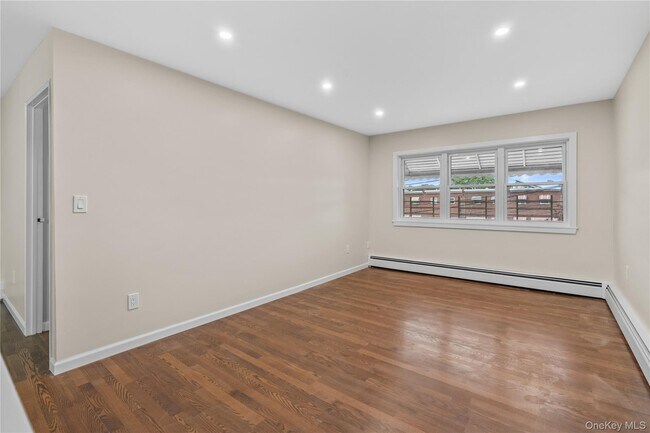 Building Photo - 401 Olmstead Ave
