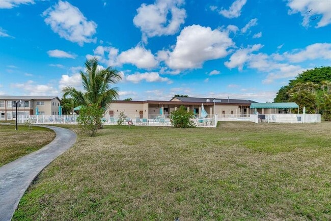 Building Photo - 7300 NW 5th Ct