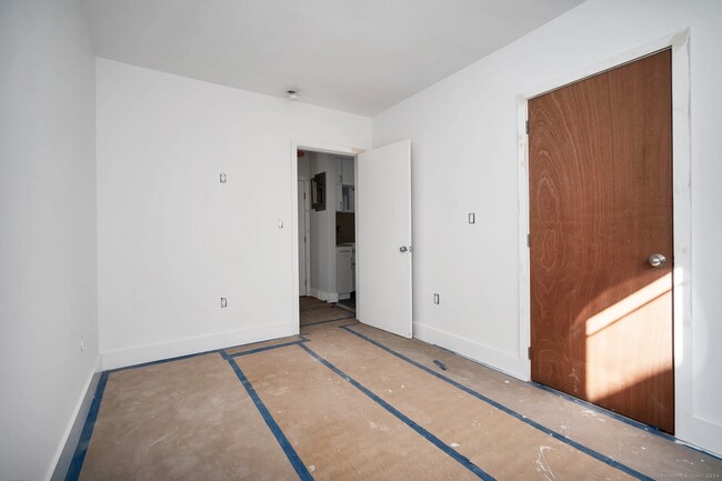 Building Photo - 242 Harral Ave